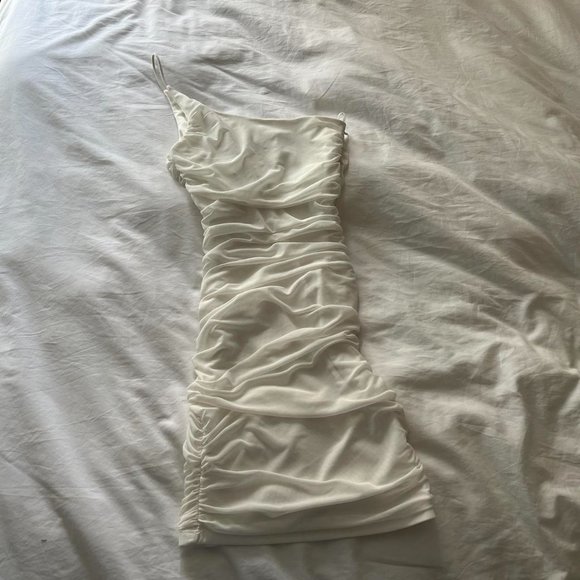 Flattering Princess Poly White asymmetrical one shoulder bodycon mini dress - Picture 2 of 4